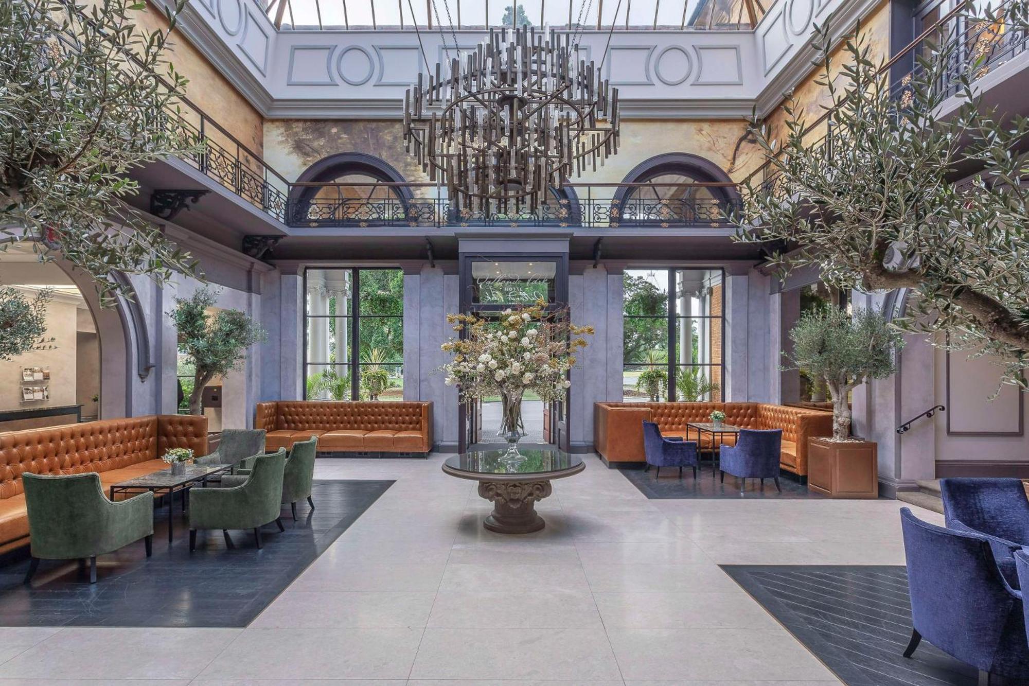 Oatlands Park Hotel Weybridge Eksteriør bilde